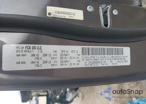 2016 Jeep Compass Sport из США, поврежденный, VIN 1C4NJDBB3GD632132